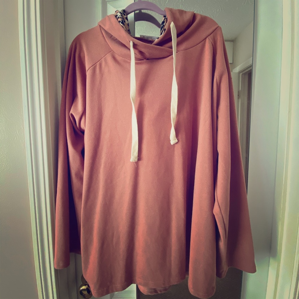 Pink/leopard sweatshirt with leopard elbow patches